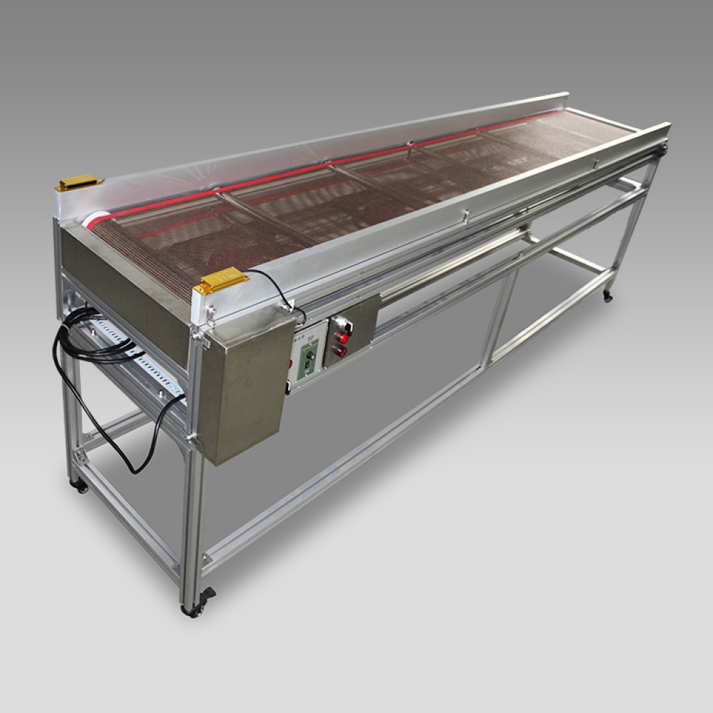 Cap&Hat cooling conveyer table